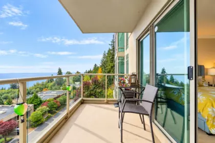 402 3131 Deer Ridge Drive, West Vancouver, BC, West Vancouver — Apartment/Condo for sale