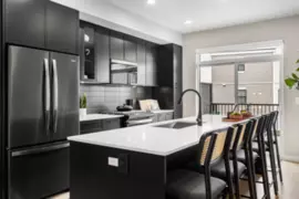 48 2891 Montrose Avenue, Abbotsford, BC