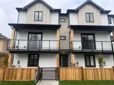 1 7497 Holly Street, Burnaby, BC, Burnaby — Half Duplex for sale