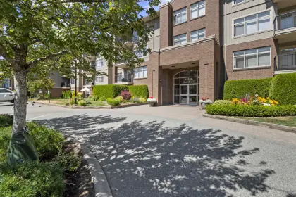 311 45769 Stevenson Road, Sardis, BC, Sardis — Apartment/Condo for sale