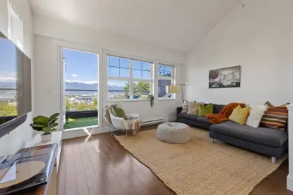 2270 St. George Street, Vancouver, BC, Vancouver — Townhouse for sale