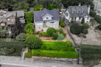 2613 Marine Drive, West Vancouver, BC, West vancouver — Single Family Residence for sale