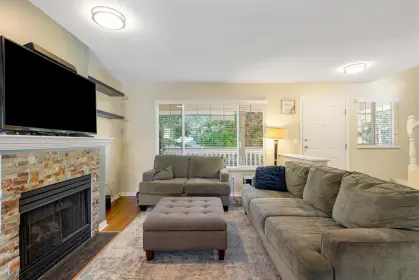 11 7640 Blott Street, Mission, BC, Mission — Townhouse for sale