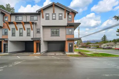 1 45608 Bernard Avenue, Chilliwack, BC, Chilliwack — Townhouse for sale