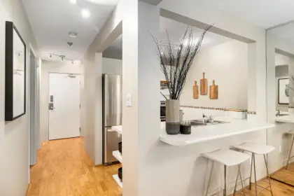 204 1133 Harwood Street, Vancouver, BC, Vancouver — Apartment/Condo for sale