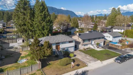 1225 Fraser Street, Port Coquitlam, BC, Port coquitlam — Single Family Residence for sale