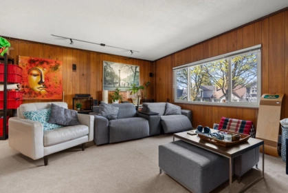 28 W 21st Avenue, Vancouver, BC, Vancouver — Single Family Residence for sale