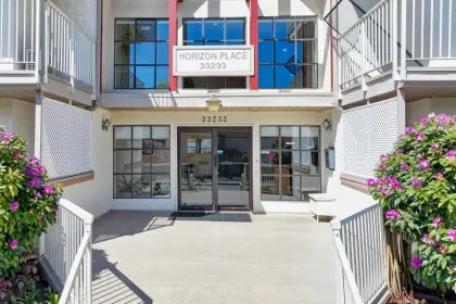 307 33233 E Bourquin Crescent, Abbotsford, BC, Abbotsford — Apartment/Condo for sale