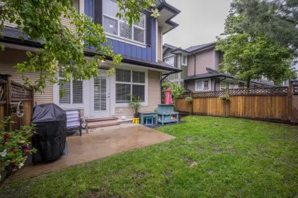 42 18199 70 Avenue, Surrey, BC, Surrey — Townhouse for sale