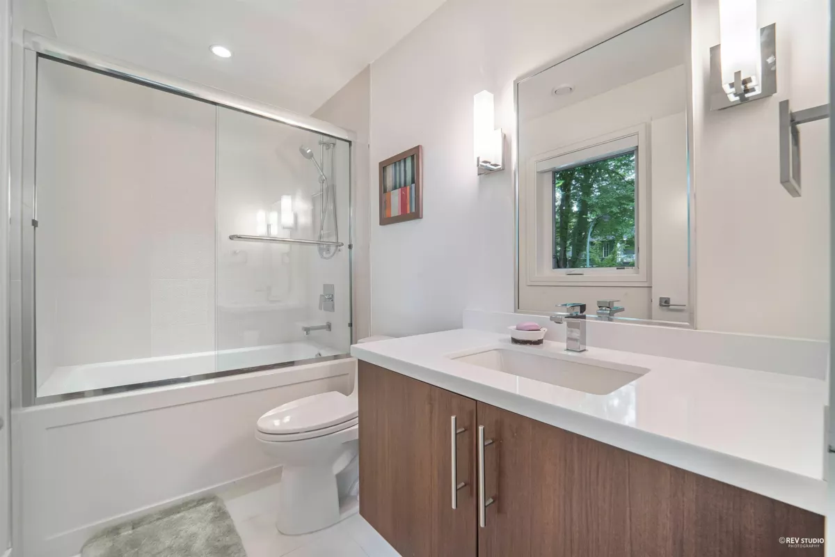 Mudroom Photo of 3853 W 14th Avenue, Vancouver, BC