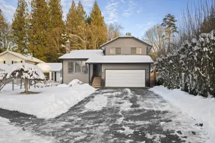 9282 214b Street, Langley, BC, Langley — Single Family Residence for sale