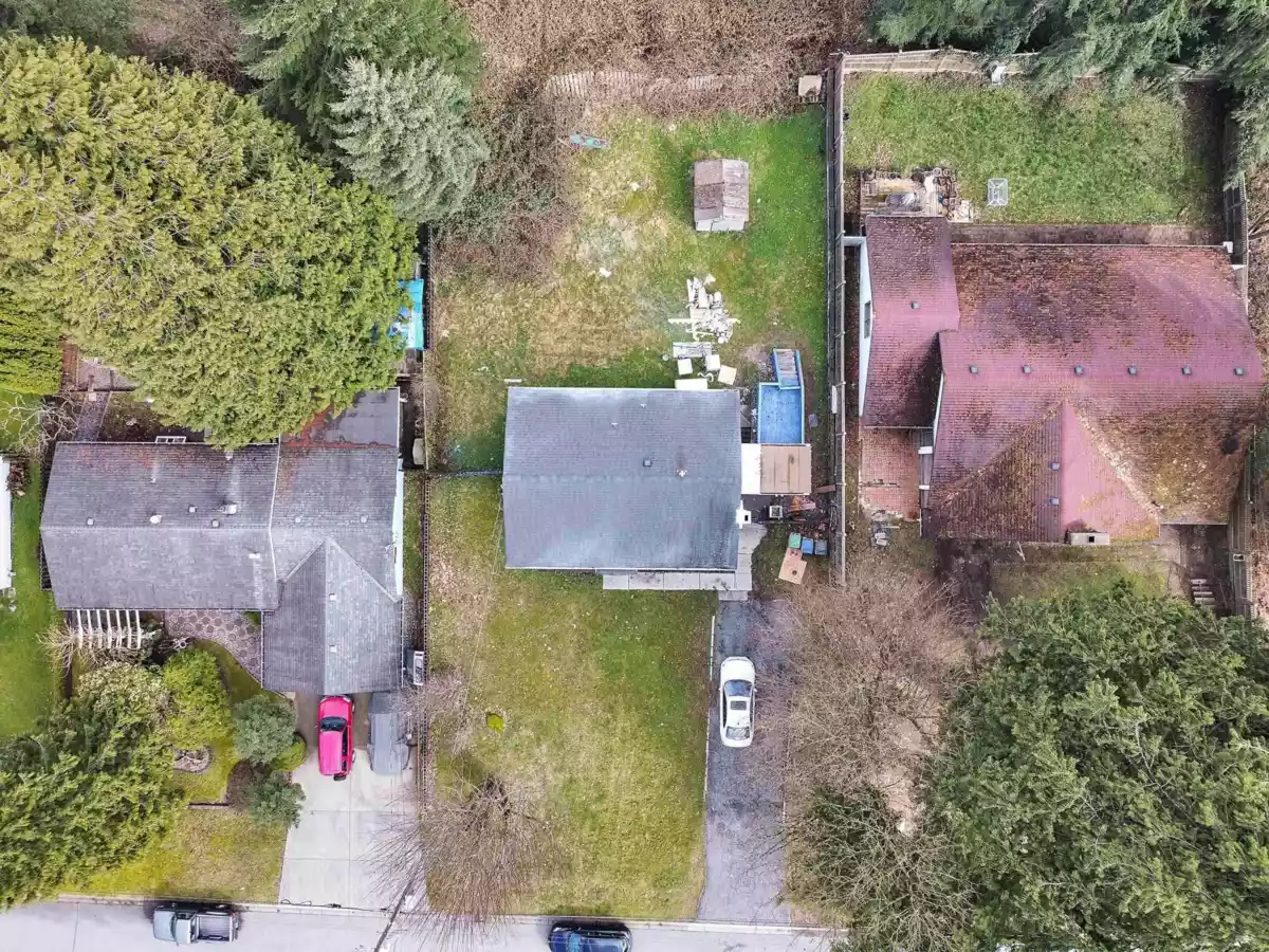 Kitchen Photo of 10464 154a Street, Surrey, BC