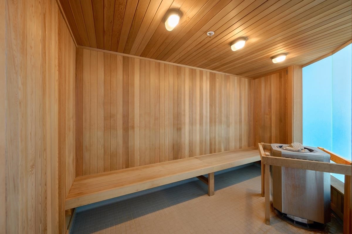 Laundry Room Photo of 801 1501 Foster Street, Surrey, BC