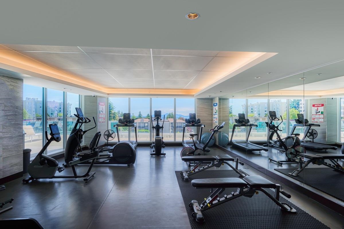 Powder Room Photo of 801 1501 Foster Street, White Rock, BC