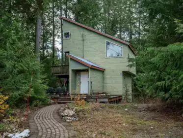 9440 Deerhorn Place, Whistler, BC, Whistler — Single Family Residence for sale
