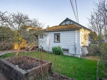 1156 Adderley Street, North Vancouver, BC, North vancouver — Single Family Residence for sale