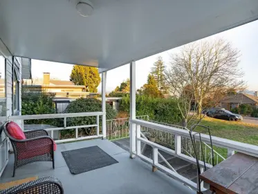1156 Adderley Street, North Vancouver, BC, North vancouver — Single Family Residence for sale
