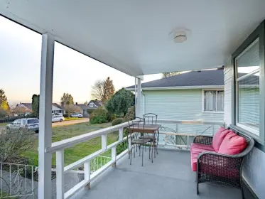 1156 Adderley Street, North Vancouver, BC, North vancouver — Single Family Residence for sale