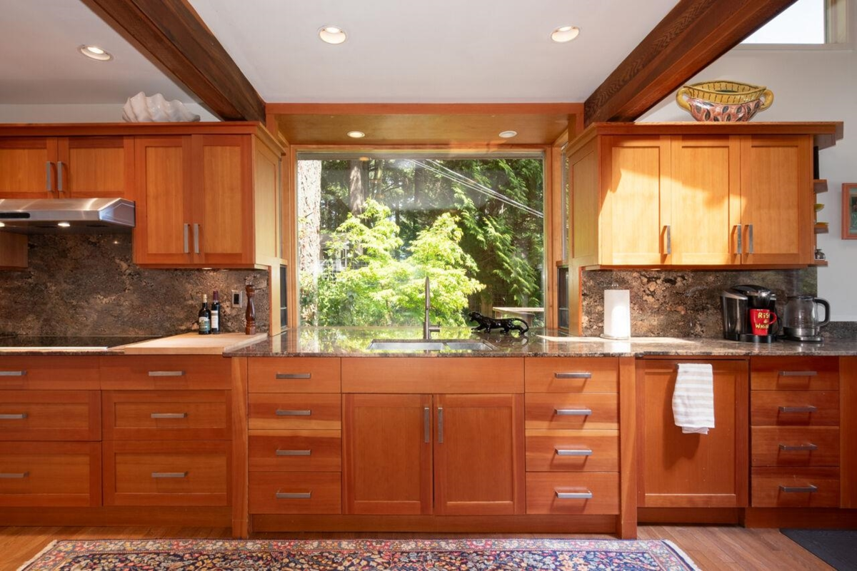 Office / Den Photo of 896 Taylor Road, Bowen Island, BC