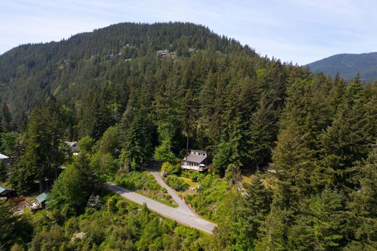 Street View Photo of 896 Taylor Road, Bowen Island, BC