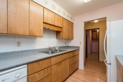 203 33369 Old Yale Road, Abbotsford, BC, Abbotsford — Apartment/Condo for sale