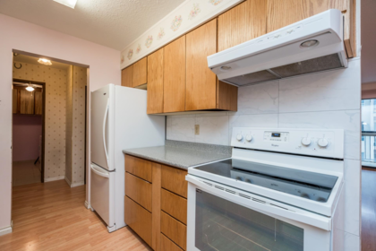 203 33369 Old Yale Road, Abbotsford, BC, Abbotsford — Apartment/Condo for sale