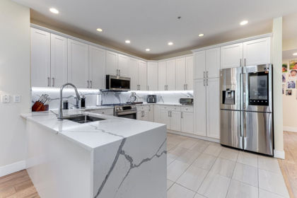 9 1705 Parkway Boulevard, Coquitlam, BC, Coquitlam — Single Family Residence for sale