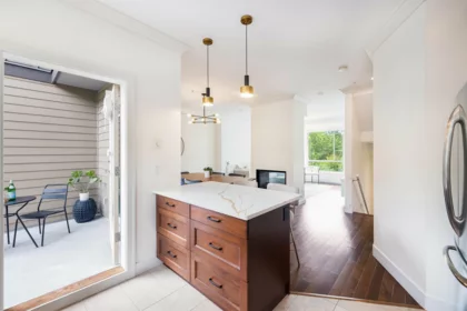 10 897 Premier Street, North Vancouver, BC, North Vancouver — Townhouse for sale