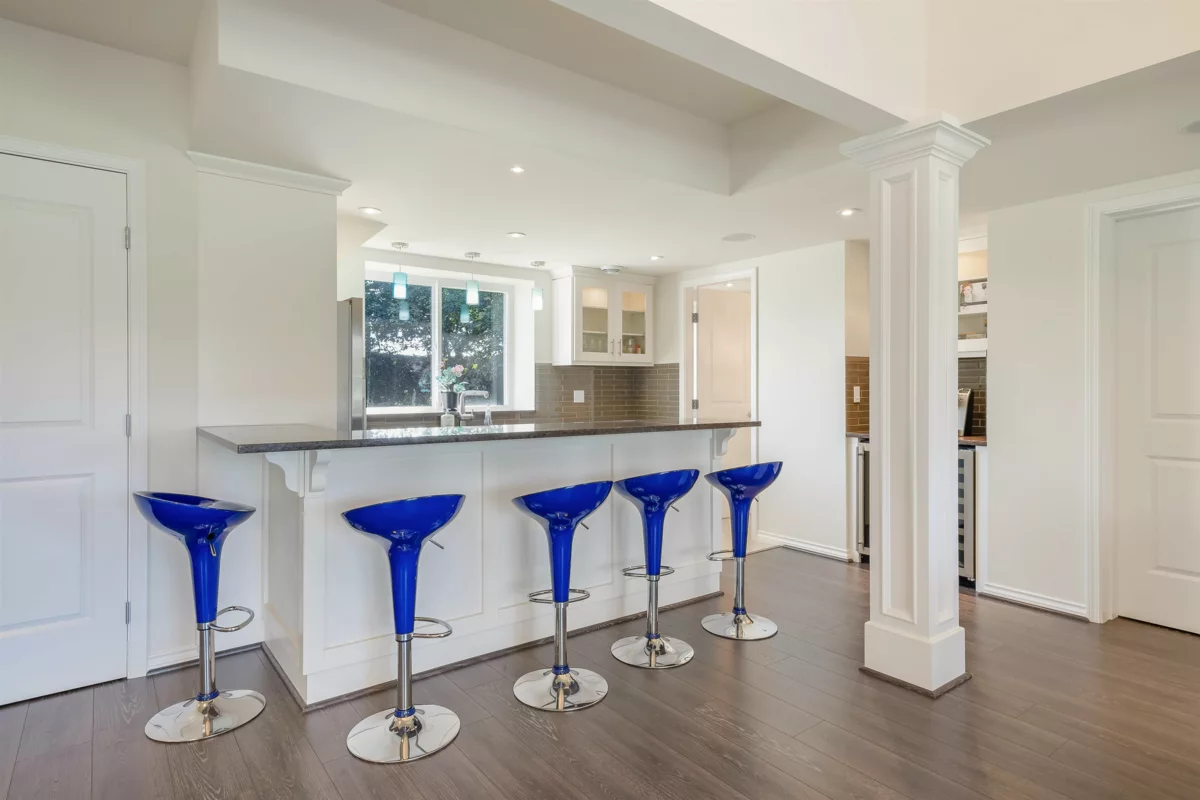 Hot Tub / Spa Photo of 12351 Gilbert Road, Richmond, BC