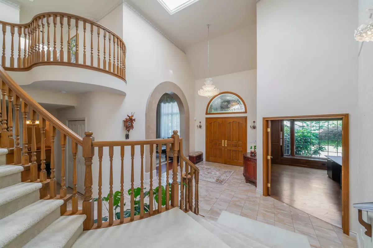 Kitchen Photo of 12351 Gilbert Road, Richmond, BC