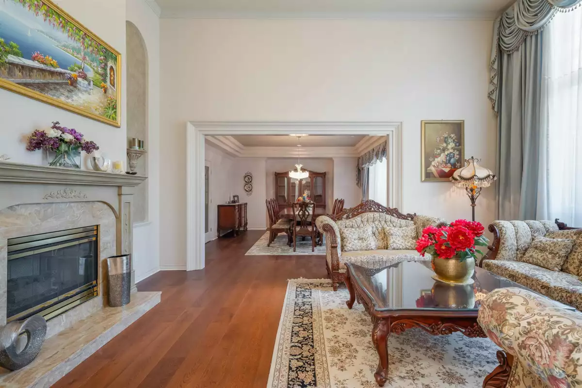 Primary Bathroom Photo of 12351 Gilbert Road, Richmond, BC