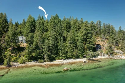 Pantry Photo of 6051 Kingfisher Avenue, Sechelt, BC