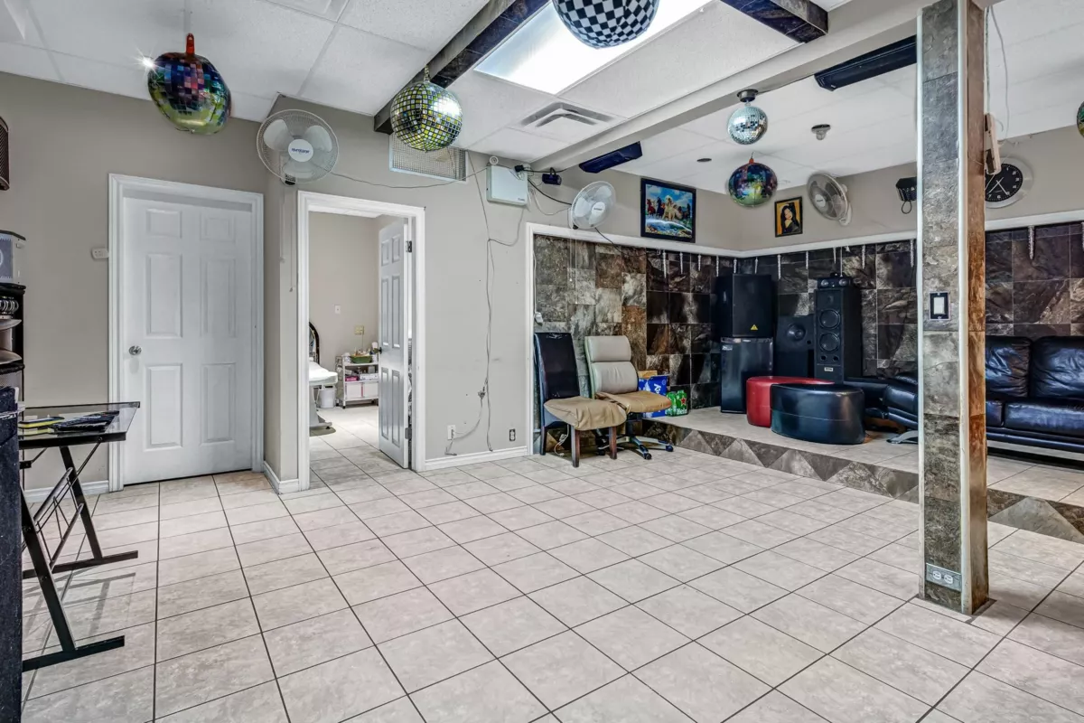 Entry Foyer Photo of 46205 Stoneview Drive, Chilliwack, BC