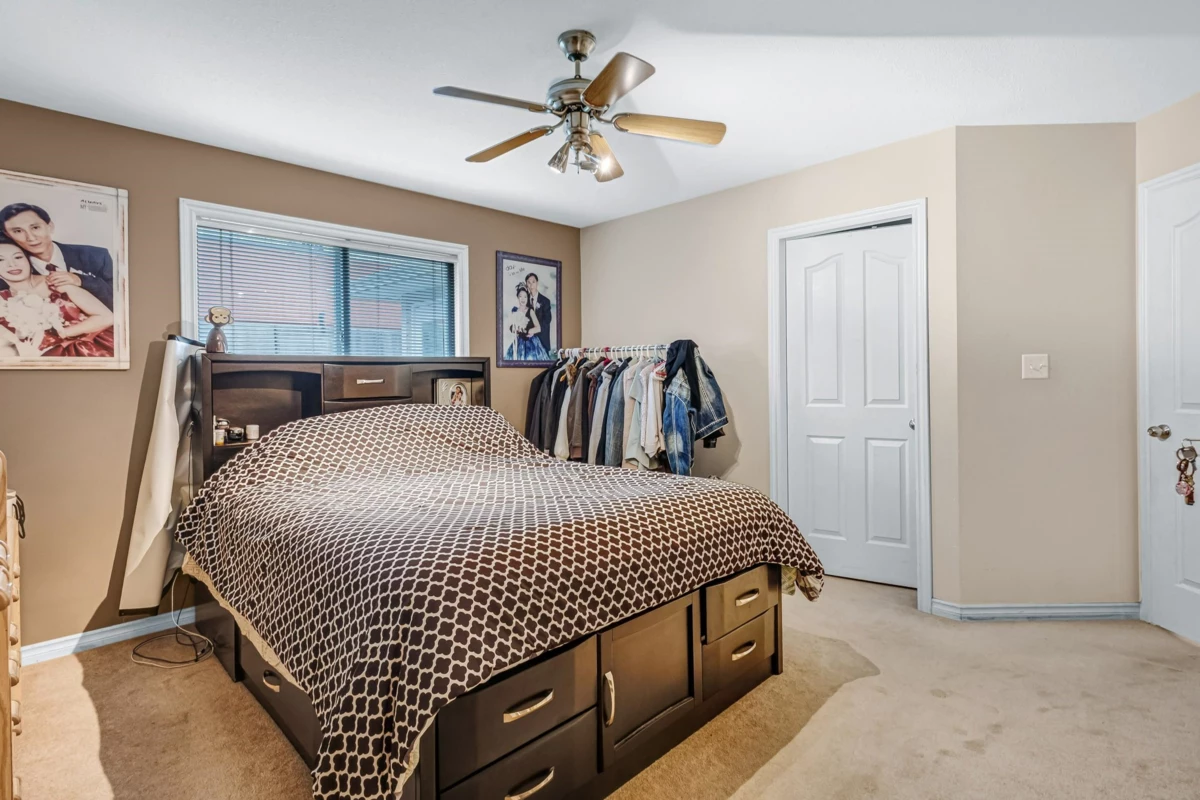 Powder Room Photo of 46205 Stoneview Drive, Chilliwack, BC