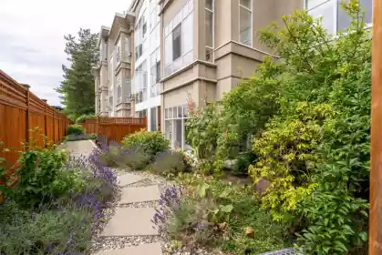 115 630 Roche Point Drive, North Vancouver, BC, North Vancouver — Apartment/Condo for sale