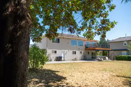 4733 Tamarack Place, Sechelt, BC, Sechelt — Single Family Residence for sale