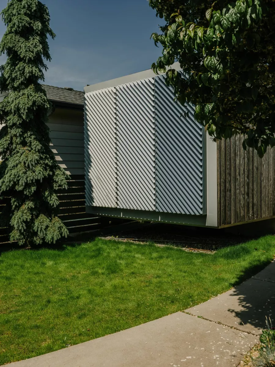 Dining Area Photo of 1833 Edinburgh Street, New Westminster, BC