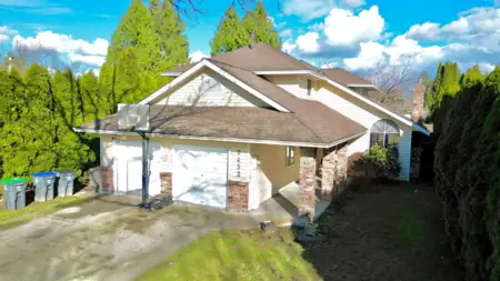 9452 157a Street, Surrey, BC, Surrey — Single Family Residence for sale