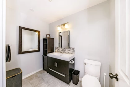 Powder Room Photo of 20210 27 Avenue, Langley, BC