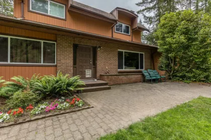 Kitchen Photo of 20210 27 Avenue, Langley, BC