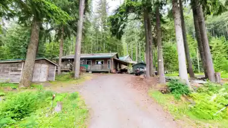 15001 Root Roundabout Road, Sunshine Valley, BC, Sunshine Valley — Single Family Residence for sale