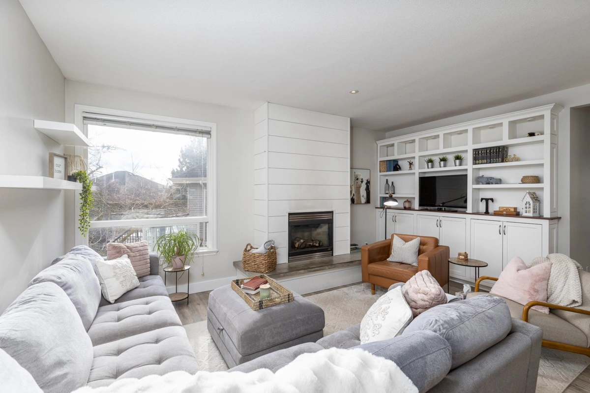 Breakfast Nook Photo of 9 31491 Spur Avenue, Abbotsford, BC