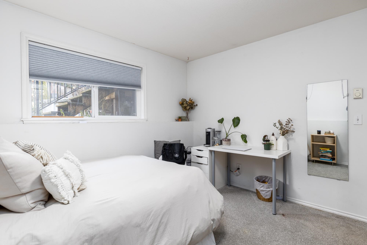 Entry Foyer Photo of 9 31491 Spur Avenue, Abbotsford, BC