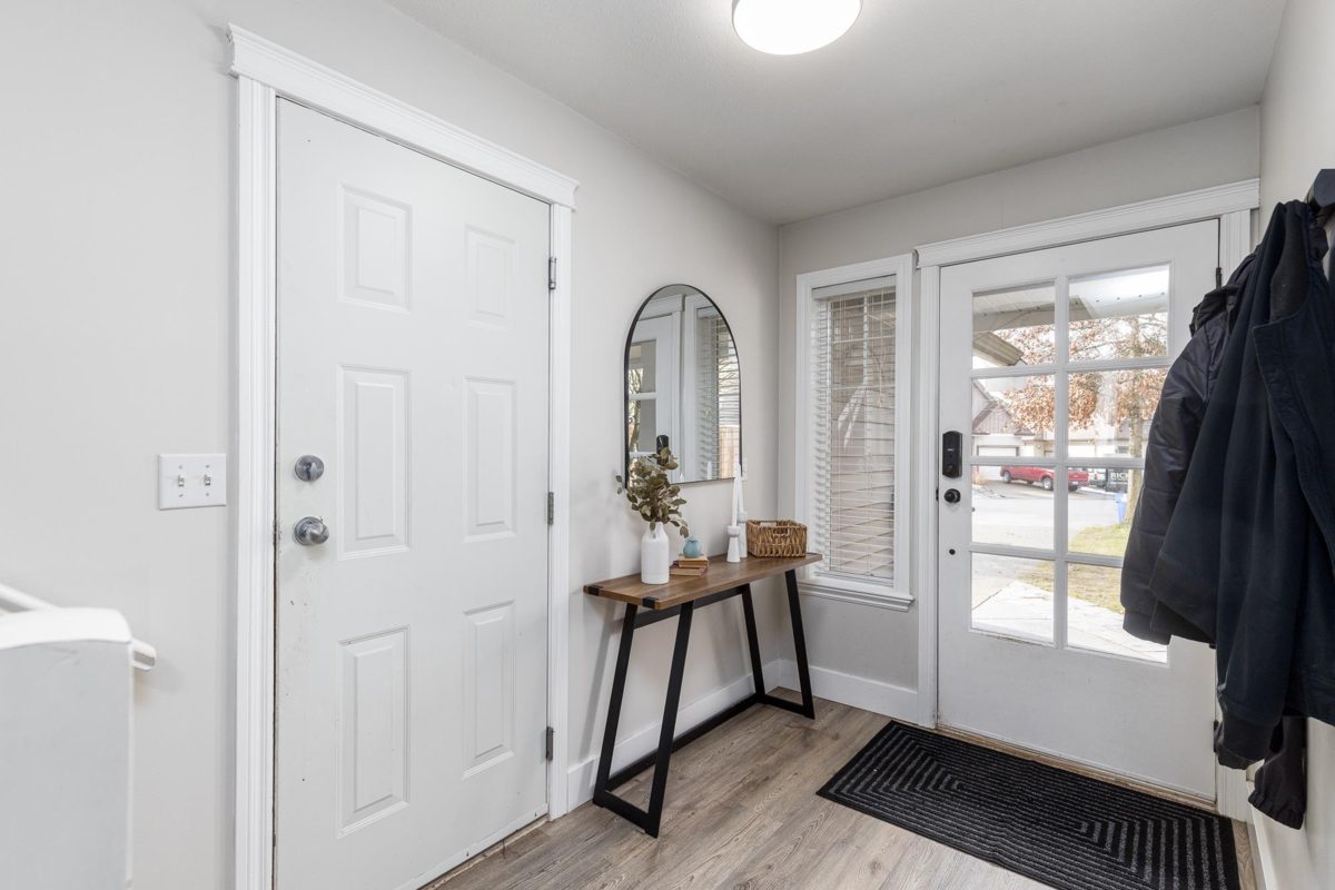 Office / Den Photo of 9 31491 Spur Avenue, Abbotsford, BC