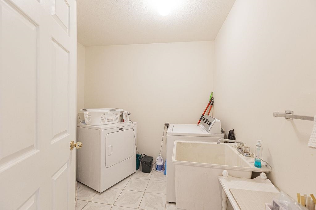 Outdoor Patio Photo of 7758 Mcgregor Avenue, Burnaby, BC