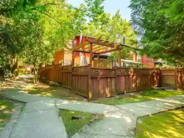 4770 Fernglen Drive, Burnaby, BC, Burnaby — Townhouse for sale