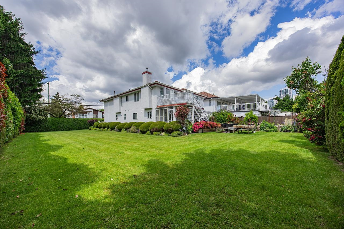 Kitchen Photo of 7168 Sussex Avenue, Burnaby, BC