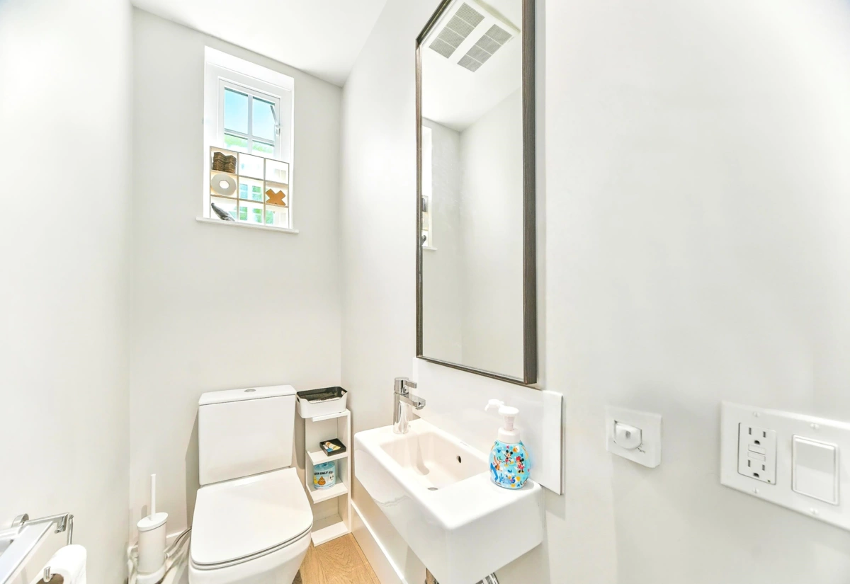 Backyard Photo of 276 W 62nd Avenue, Vancouver, BC