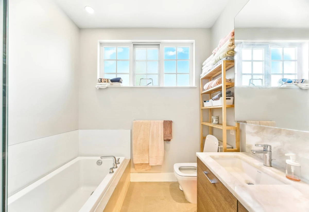 Garden / Landscaping Photo of 276 W 62nd Avenue, Vancouver, BC