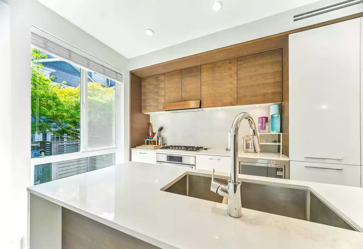 Primary Bedroom Photo of 276 W 62nd Avenue, Vancouver, BC